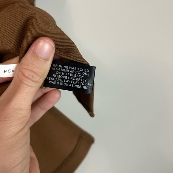 NWT Boston Proper Brown Cold Shoulder Blouse, Size M - Picture 6 of 7